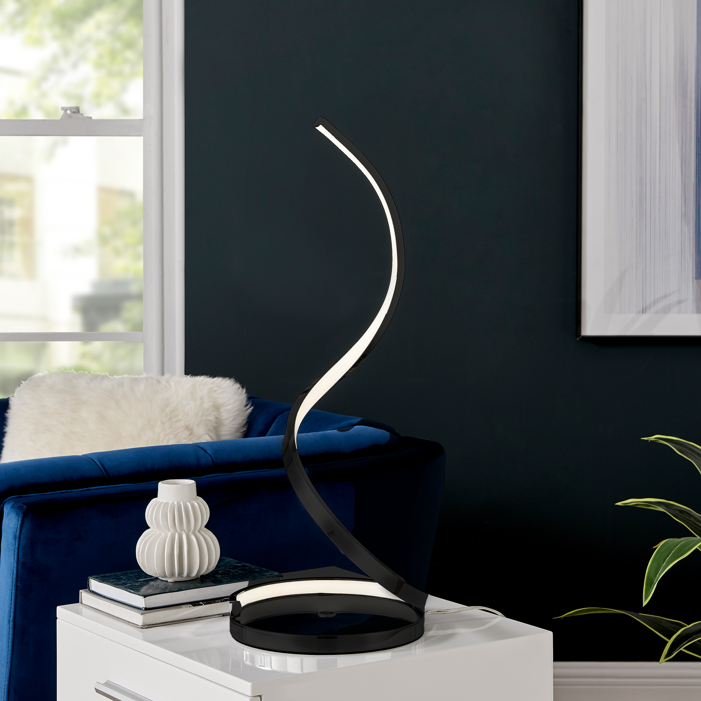 Modern Spiral Integrated LED Table Lamp // Black